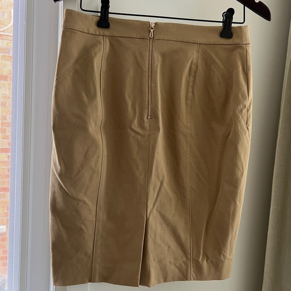 New ANN TAYLOR PENCIL SKIRT - Picture 2 of 3